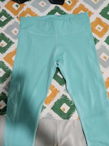 Cyan Reebok Gym Capris