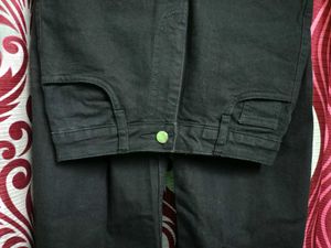 Women&#39;s Jeans
