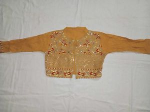 Mustard Jacket with Embellished Sleeves❤️🫶🏻