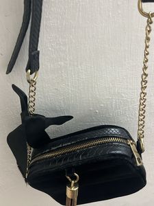 Black Hand Bag For Sale