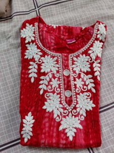 Red Kurti