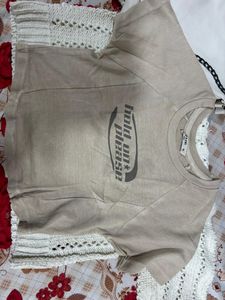 Graphic Cropped T-shirt