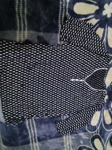 Patterned Long Sleeve Top