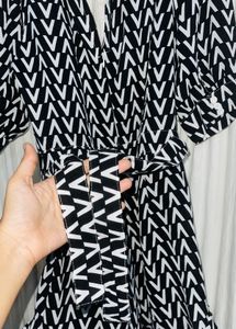 Chic Monochrome Printed Jumpsuit