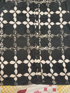 Stylish Patterned Top