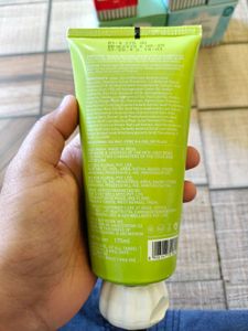 Dot &amp; Key Face Wash