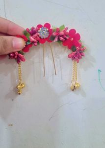 Floral Hair Accessory