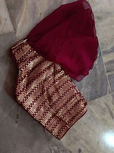 New Design Blouse With Saree