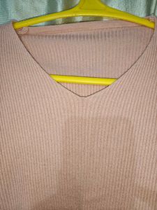 Peach Ribbed V-Neck Top