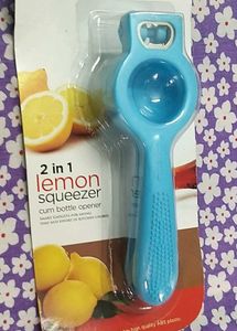 2-in-1 Lemon Squeezer & Bottle Opener