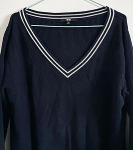 Stylish V-Neck sweater