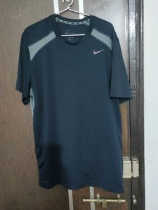 Nike T-Shirt