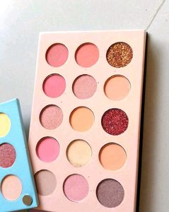 Awesome Colours Eyeshadow Palette
