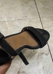 Used Black Open Block Heels 🩶