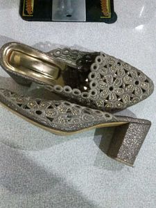 Embellished Women's Flats