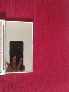 No 7 Eye Shadow And Highlighter Palette