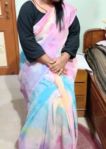 Elegant Tie-Dye Saree