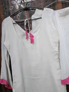 white beautiful suit for diwali