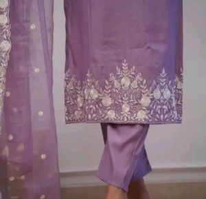 Elegant Lavender Kurta Set with Dupatta