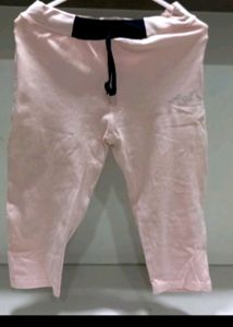 Light Peach 3 Qtr Pant N Tr Shirt