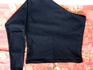 One-Shoulder Long Sleeve Top