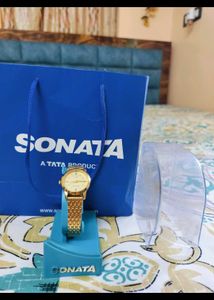unused Sonata Gold Watch