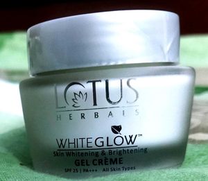 Skin Whitening And Brightening Gel