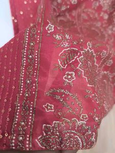 Elegant Pink &amp; Gold Embroidered Salwar Kameez