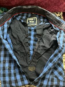 Stylish Men&#39;s Blue &amp; Black Checked Casual Shirt