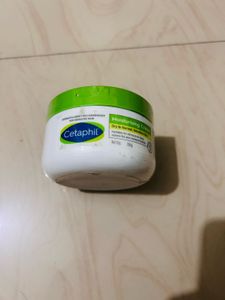 Seal Pack :- Cetaphil Moisturising Cream