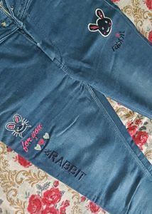NAVY BLUE RABBIT EMBROIDERY JEANS