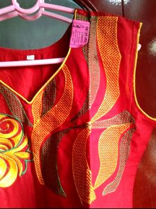 Red Sleeveless New Kurti