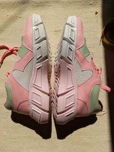 Pink &amp; Green 'Layasa' Sneakers