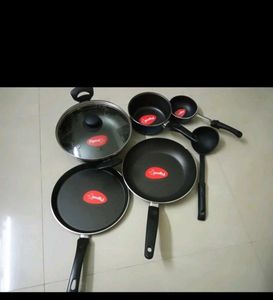 Pigeon Cookware Set