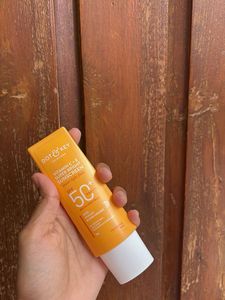 Dot &amp; Key Sunscreen
