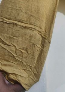 Elegant Yellow Kurta with Lace Detail