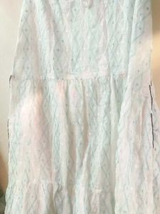 Preety Skirt With Thread Work.