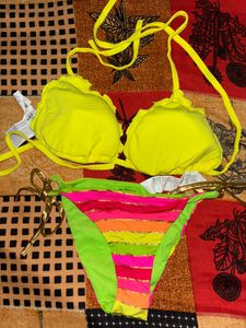 🤩Beautiful Lemon Bikini Set🤩