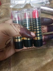 Set Of Three Lipsticks