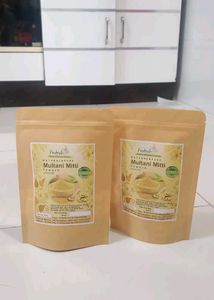Premium Multani Mitti Powder – Natural Acne Remove
