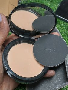 Faces Canada Matte Vitamin E Compact