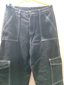 Urbanic Black Cargo Pants