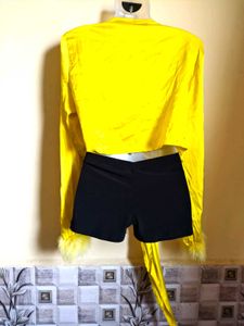 BOGO🎁Buy One Get 1 Free🎁Yellow Tie-Front Top