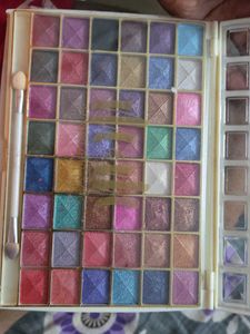 Eyeshadow Palette