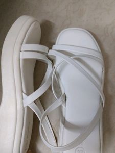 New Zudio White Wedges