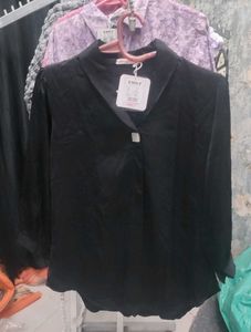 Elegant Black Blouse