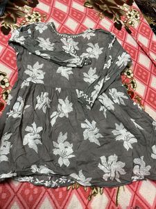 Gray Floral Embroidered Tunic Top