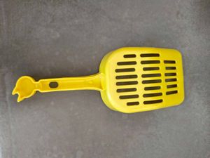 Plastic Cat Litter Scoop – Yellow