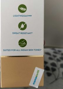 Mama Earth Hydra-Glow Foundation