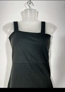Chic Black Dress